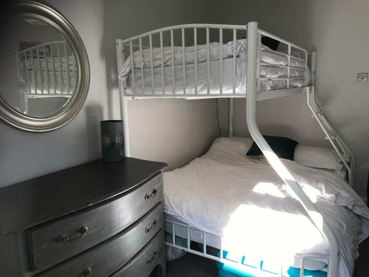 斯沃尼奇Wight View, Flat 2 Rosslyn House公寓 外观 照片
